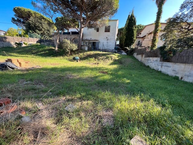 Grunde uden byggetilladelser til salg i Santa Cristina d'Aro - € 150.000 (Ref: 8782601)