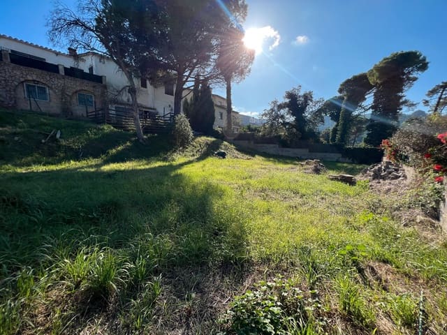 Grunde uden byggetilladelser til salg i Santa Cristina d'Aro - € 150.000 (Ref: 8782601)