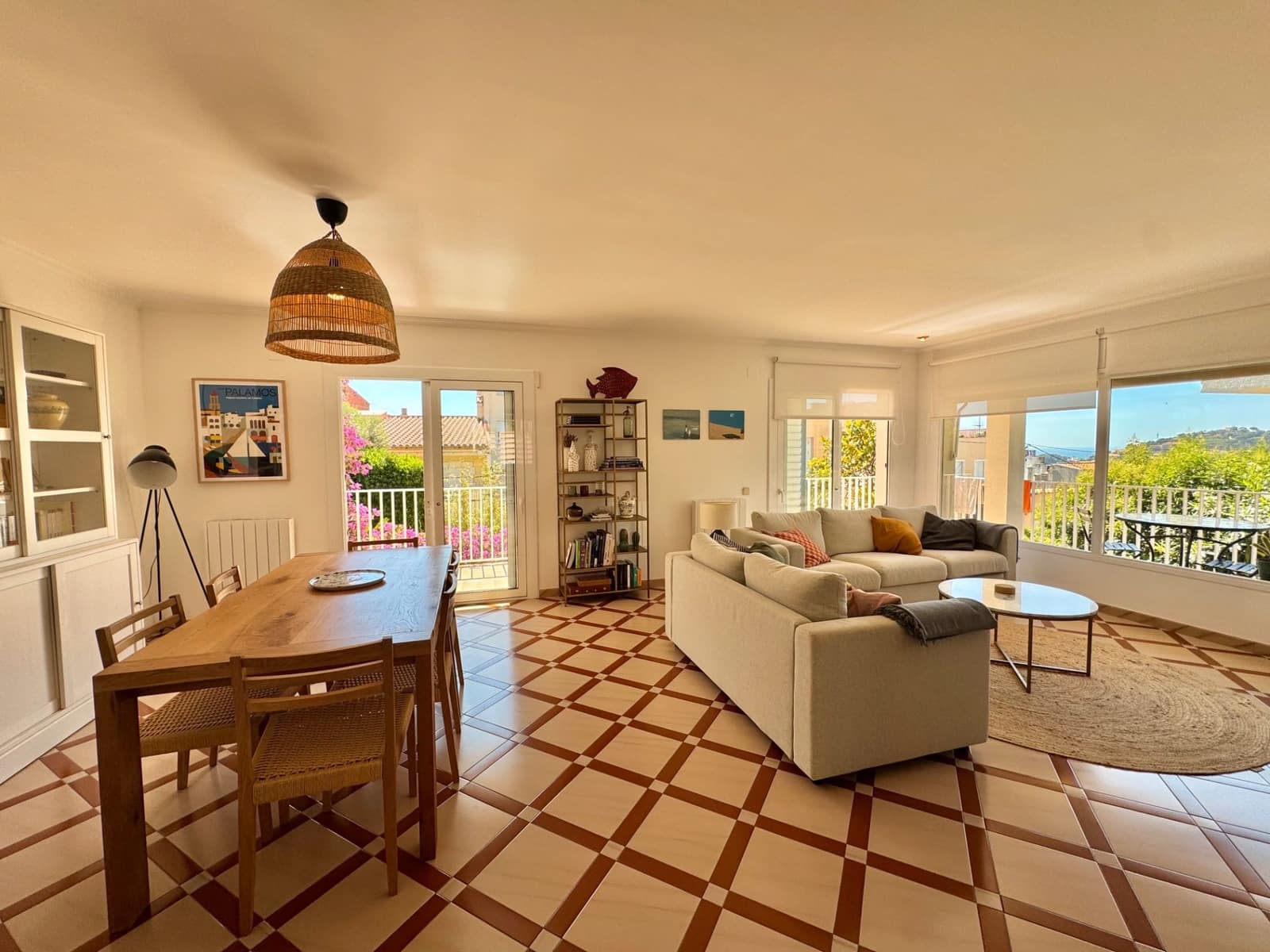 4 bedroom Villa for sale in Sant Feliu de Guixols with pool garage - € 670,000 (Ref: 9030430)