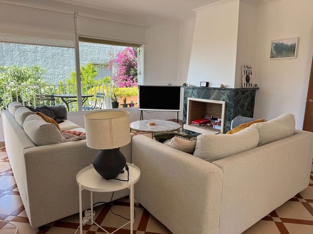 4 camera da letto Villa in vendita in Sant Feliu de Guíxols con piscina garage - 670.000 € (Rif: 9030430)