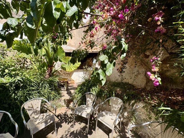 11 soveværelse Byhus til salg i Sant Feliu de Guíxols - € 750.000 (Ref: 9129052)