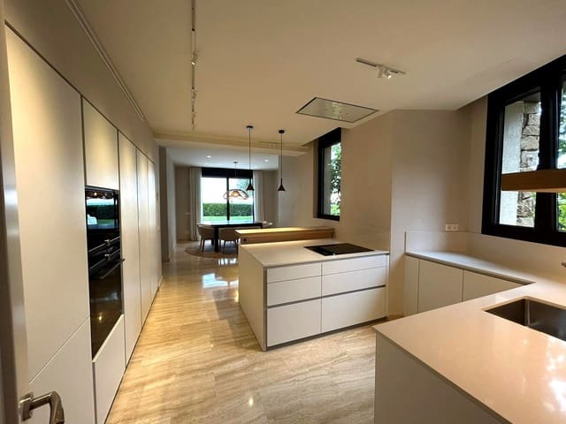 5 sypialnia Willa na sprzedaż w Begur z basenem garażem - 2 900 000 € (Ref: 8784569)