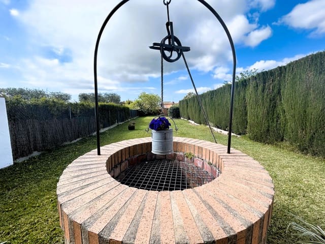 4 bedroom Semi-detached Villa for sale in Palafrugell with garage - € 480,000 (Ref: 8951955)