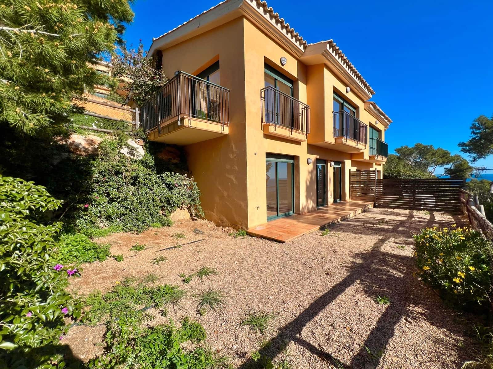 4 soveværelse Semi-Rækkehus til salg i Begur med swimmingpool - € 675.000 (Ref: 8987069)