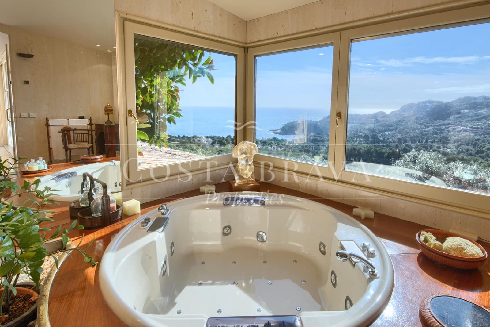 7 bedroom Villa for sale in Begur with pool garage - € 3,850,000 (Ref: 9128903)