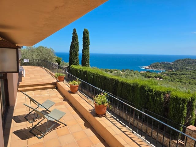 4 bedroom Finca/Country House for sale in Begur with garage - € 1,090,000 (Ref: 9133052)