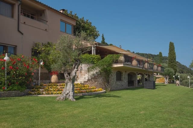 7 quarto Moradia para venda em Begur com piscina - 3 490 000 € (Ref: 9818623)