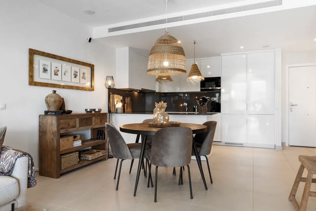2 soverom Leilighet til salgs i Estepona Golf, Estepona med svømmebasseng - € 495 000 (Ref: 10014810)