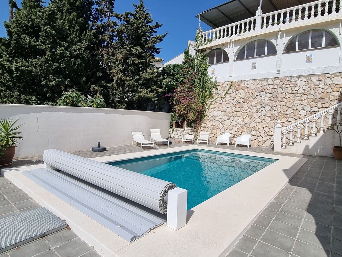 3 bedroom Villa for sale in Torrenueva with pool - € 890,000 (Ref: 10023262)