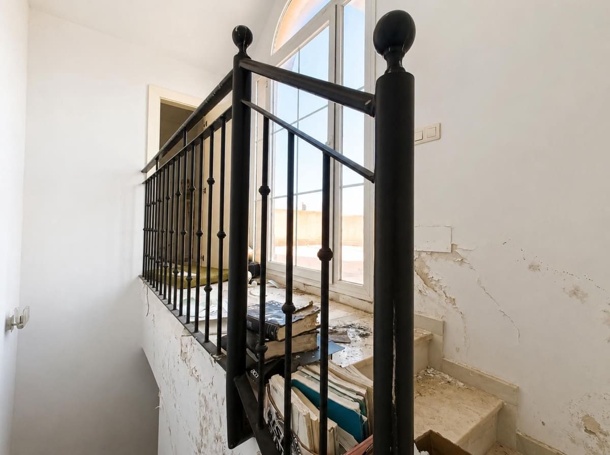 3 slaapkamer Villa te koop in Riviera del Sol met zwembad - € 476.000 (Ref: 10025038)