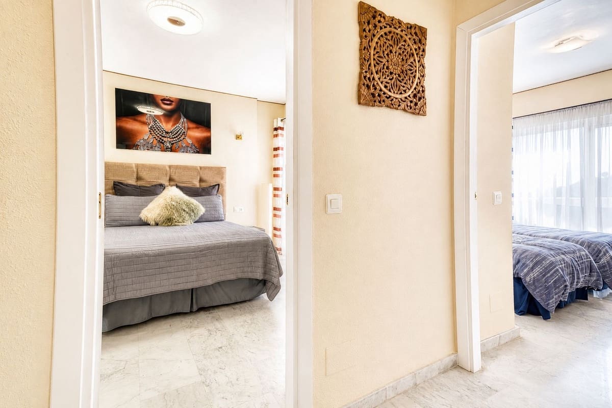 2 sypialnia Apartament na sprzedaż w Calahonda z basenem - 395 000 € (Ref: 10025039)
