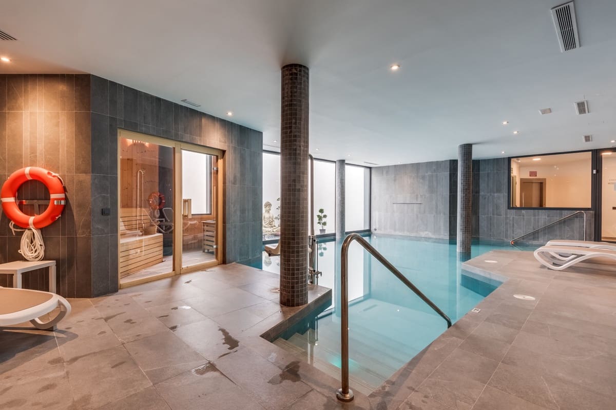2 sovrum Lägenhet till salu i Cancelada med pool - 470 000 € (Ref: 10088553)