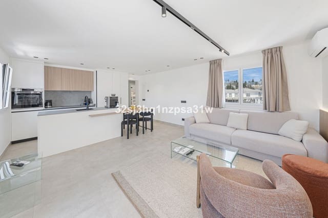 2 quarto Penthouse para venda em Estepona com piscina - 475 000 € (Ref: 10088554)