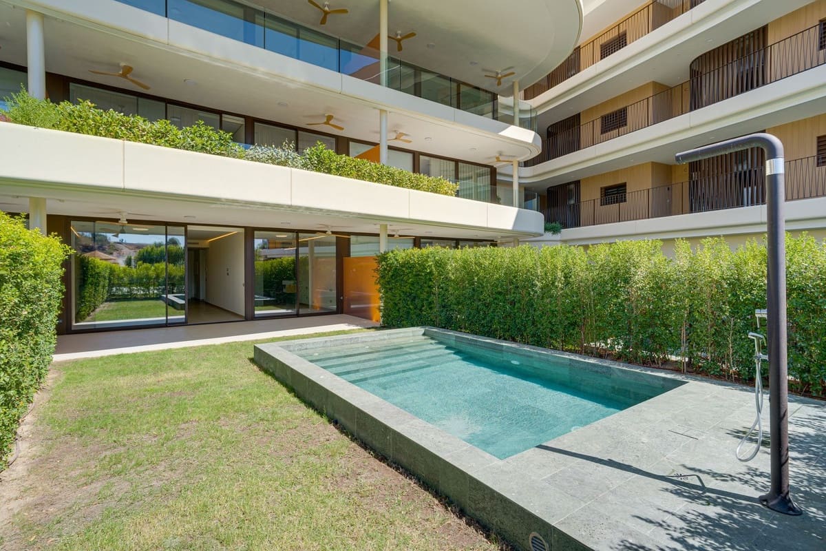 2 makuuhuone Huoneisto myytävänä paikassa Fuengirola mukana uima-altaan - 680 000 € (Ref: 10099074)