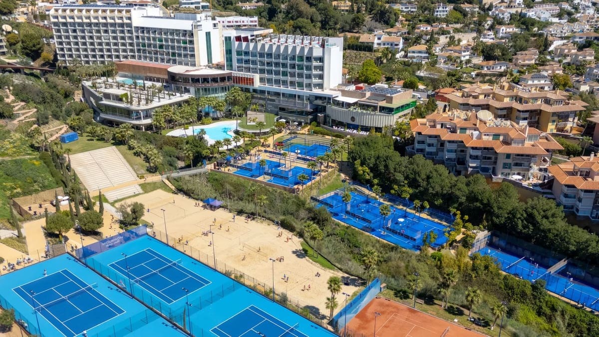 2 makuuhuone Huoneisto myytävänä paikassa Fuengirola mukana uima-altaan - 680 000 € (Ref: 10099074)