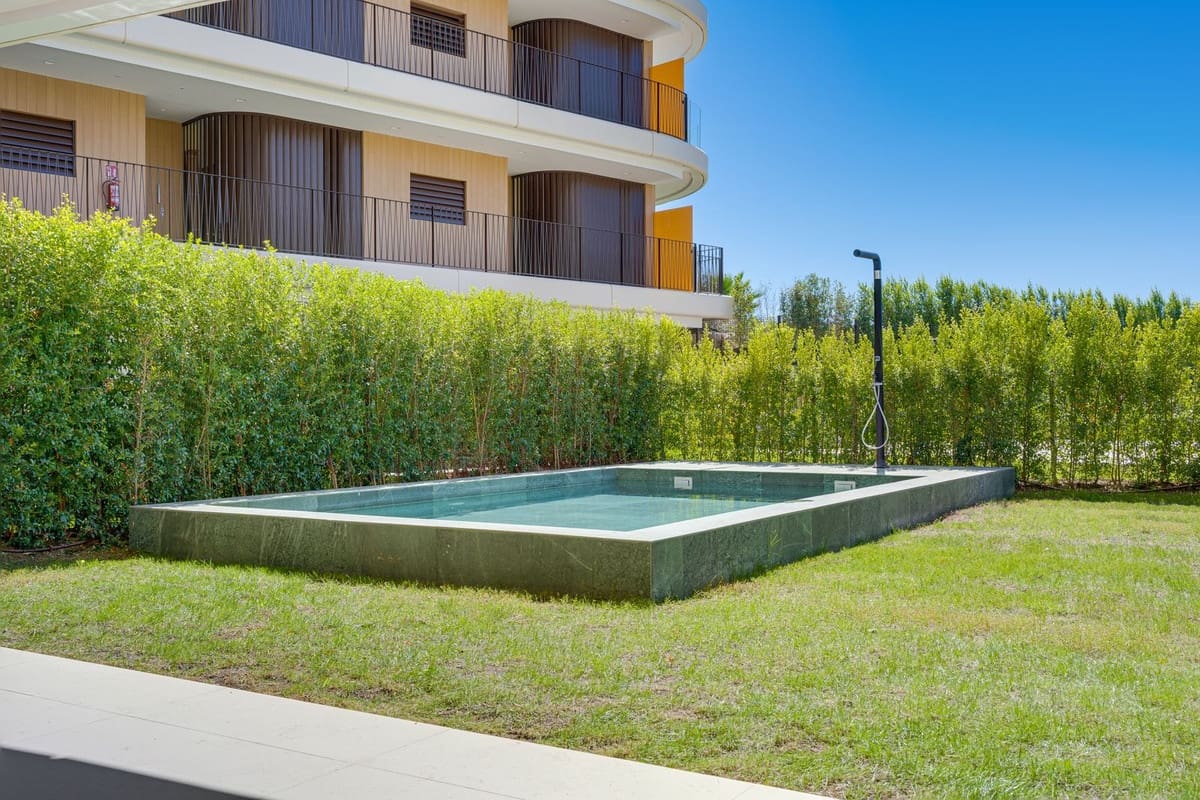 2 makuuhuone Huoneisto myytävänä paikassa Fuengirola mukana uima-altaan - 680 000 € (Ref: 10099074)