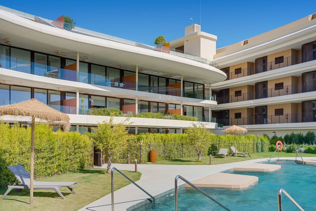 2 makuuhuone Huoneisto myytävänä paikassa Fuengirola mukana uima-altaan - 680 000 € (Ref: 10099074)