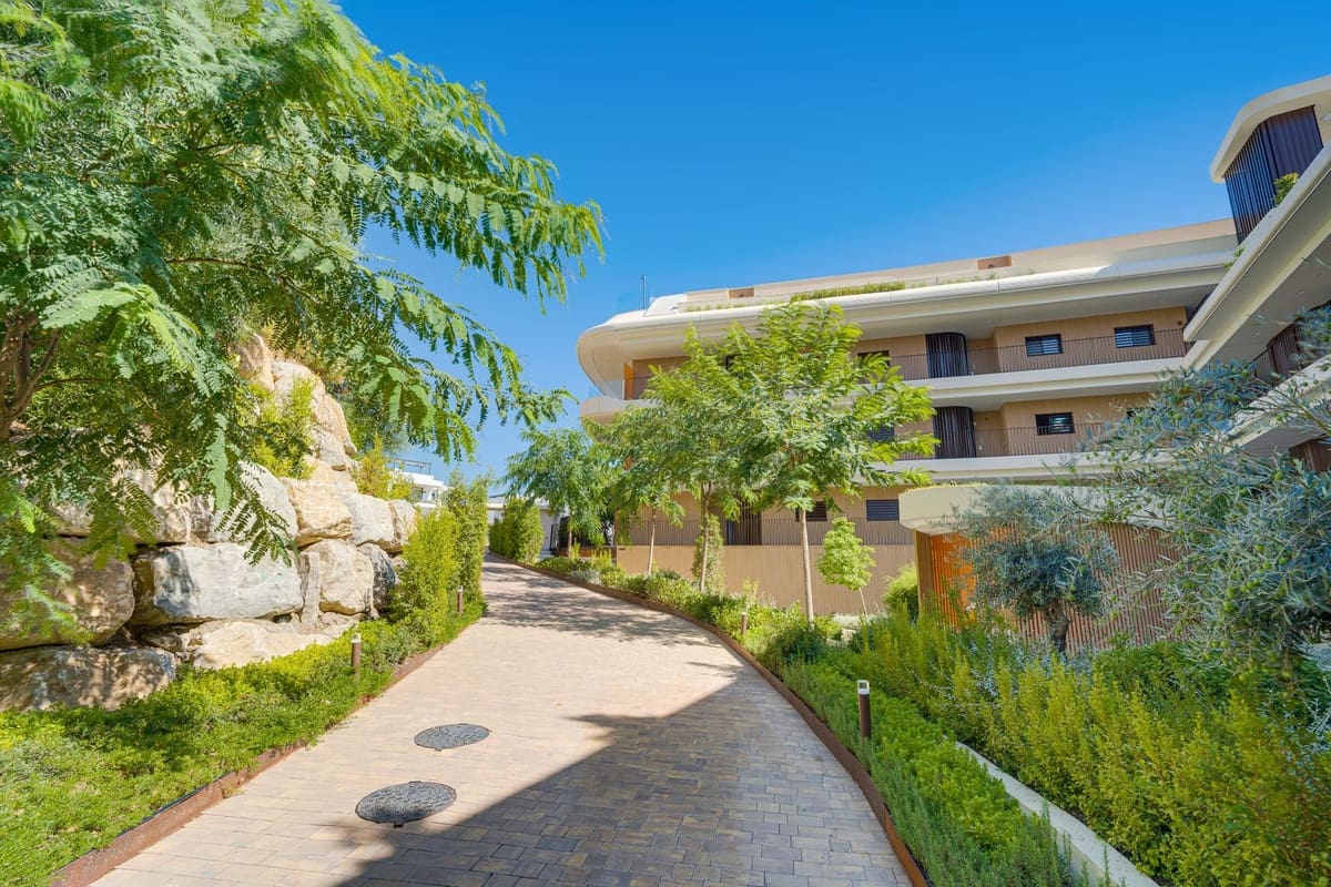 2 makuuhuone Huoneisto myytävänä paikassa Fuengirola mukana uima-altaan - 680 000 € (Ref: 10099074)
