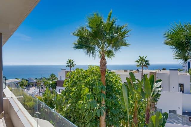 2 soveværelse Lejlighed til salg i Cabopino, Marbella med swimmingpool garage - € 799.000 (Ref: 10113419)
