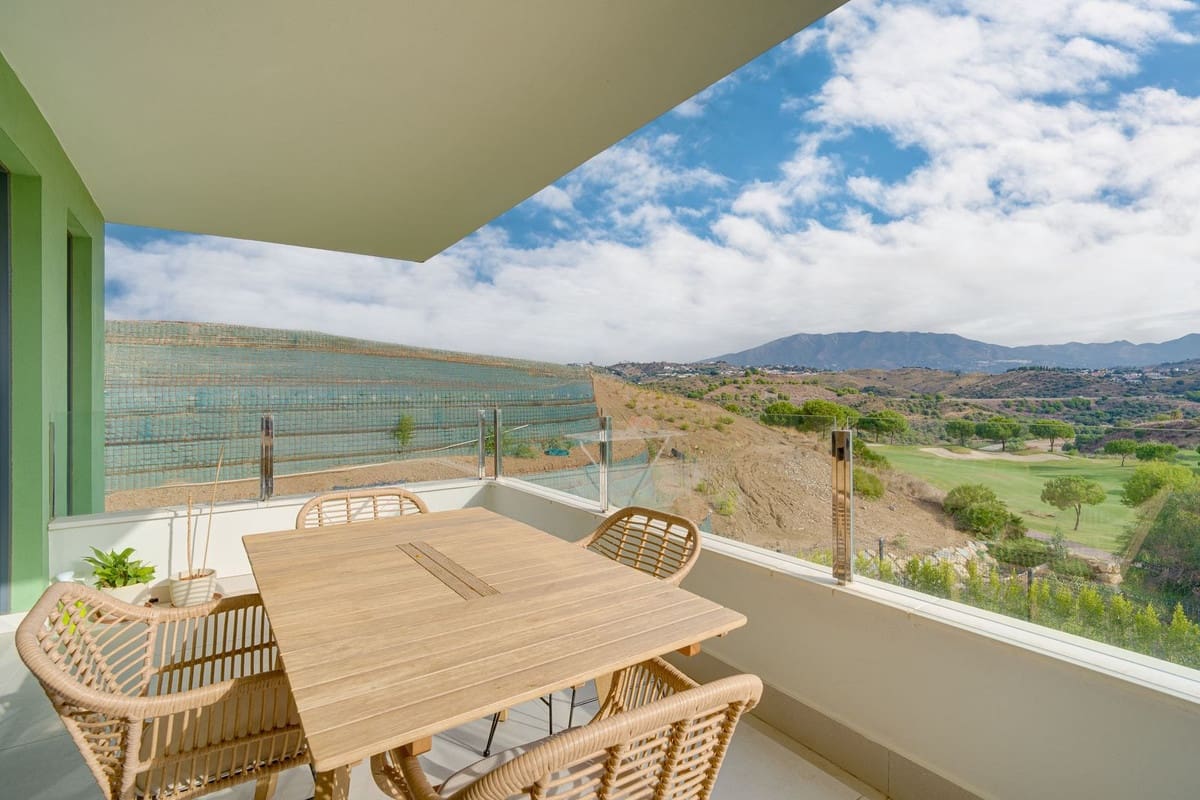 2 soveværelse Lejlighed til salg i La Cala de Mijas med swimmingpool - € 439.000 (Ref: 10124884)