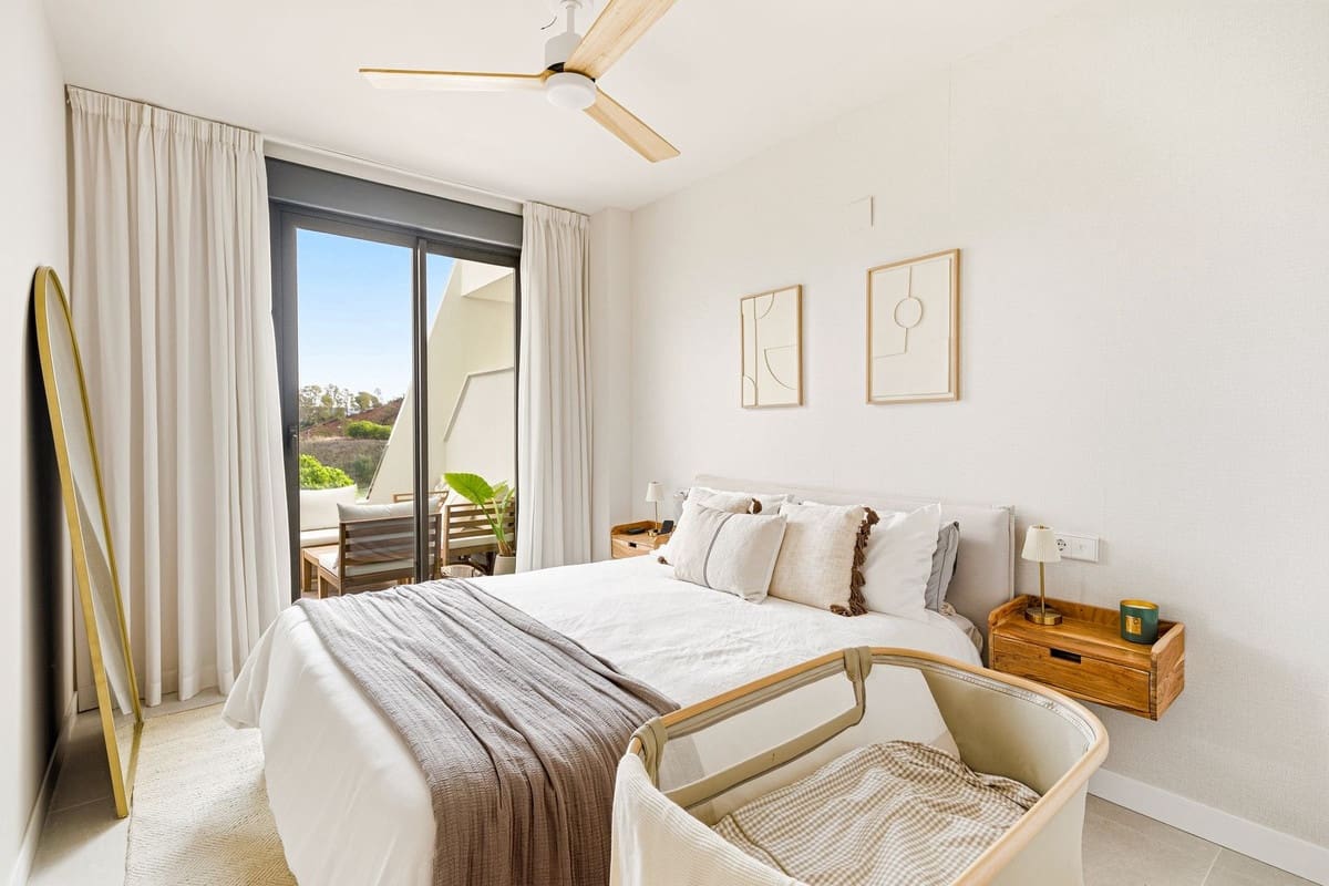 2 soveværelse Lejlighed til salg i La Cala de Mijas med swimmingpool - € 439.000 (Ref: 10124884)