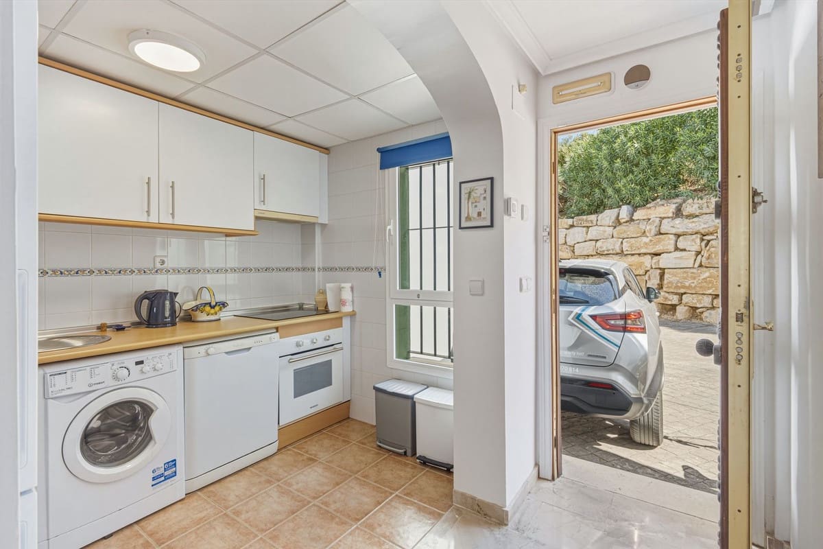 3 Zimmer Haus zu verkaufen in Bahia de Casares mit Pool Garage - 295.000 € (Ref: 10153167)