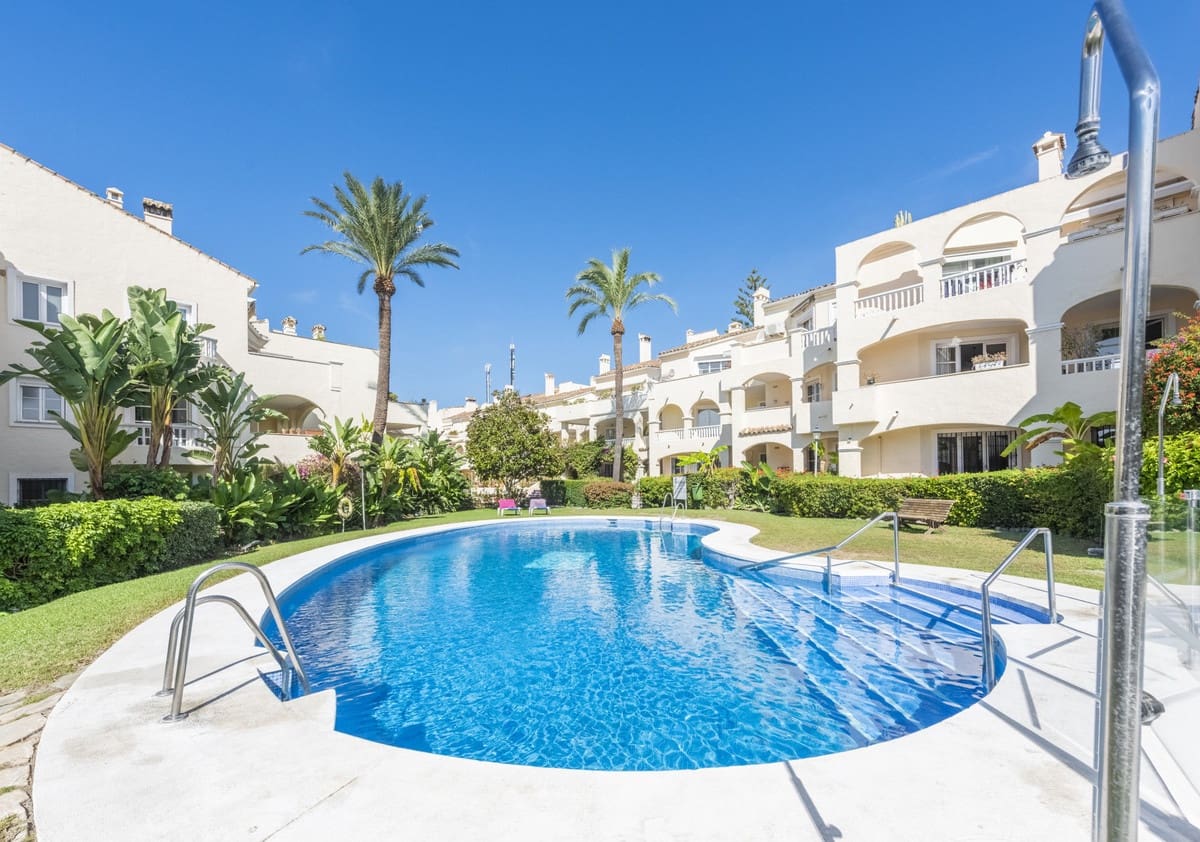2 camera da letto Appartamento in vendita in El Paraiso con piscina garage - 359.000 € (Rif: 10163460)