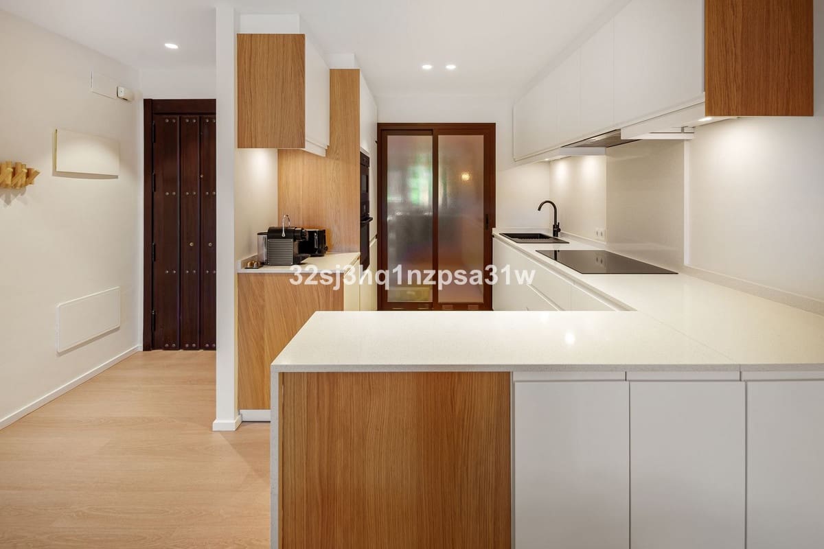 2 soverom Leilighet til salgs i Buenas Noches med svømmebasseng garasje - € 395 000 (Ref: 10163461)