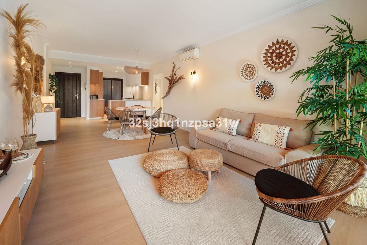 2 soverom Leilighet til salgs i Buenas Noches med svømmebasseng garasje - € 395 000 (Ref: 10163461)
