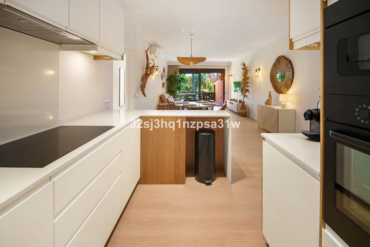 2 soverom Leilighet til salgs i Buenas Noches med svømmebasseng garasje - € 395 000 (Ref: 10163461)