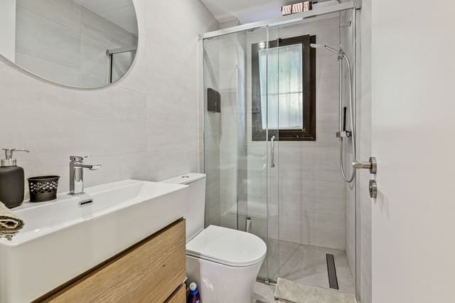 2 sypialnia Apartament na sprzedaż w La Cala de Mijas, Mijas z basenem - 420 000 € (Ref: 10177565)