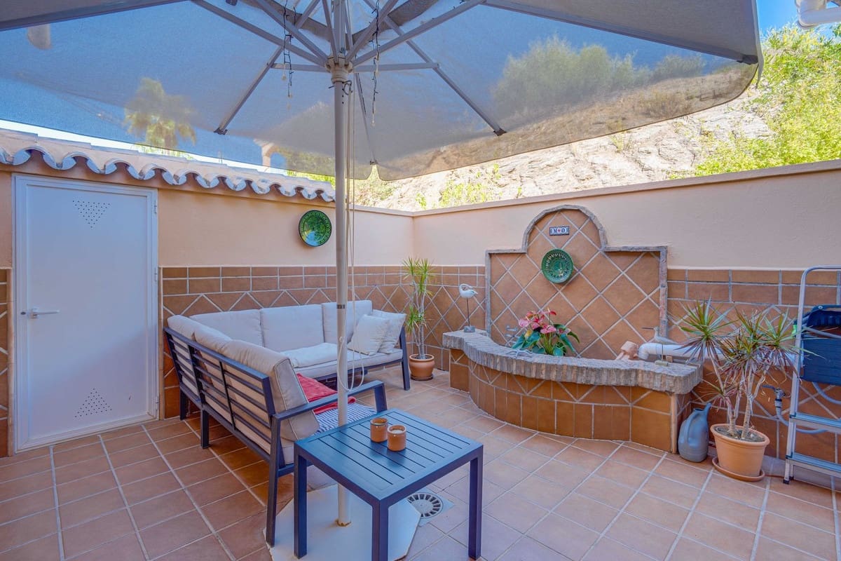 3 camera da letto Villa in vendita in Riviera del Sol con piscina garage - 729.000 € (Rif: 10179451)