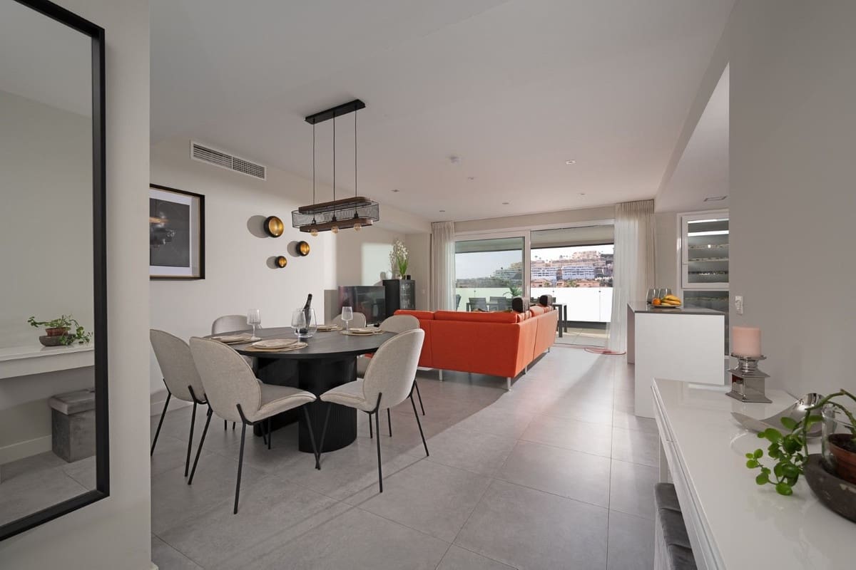 3 quarto Apartamento para venda em La Cala de Mijas com piscina - 649 000 € (Ref: 9022688)