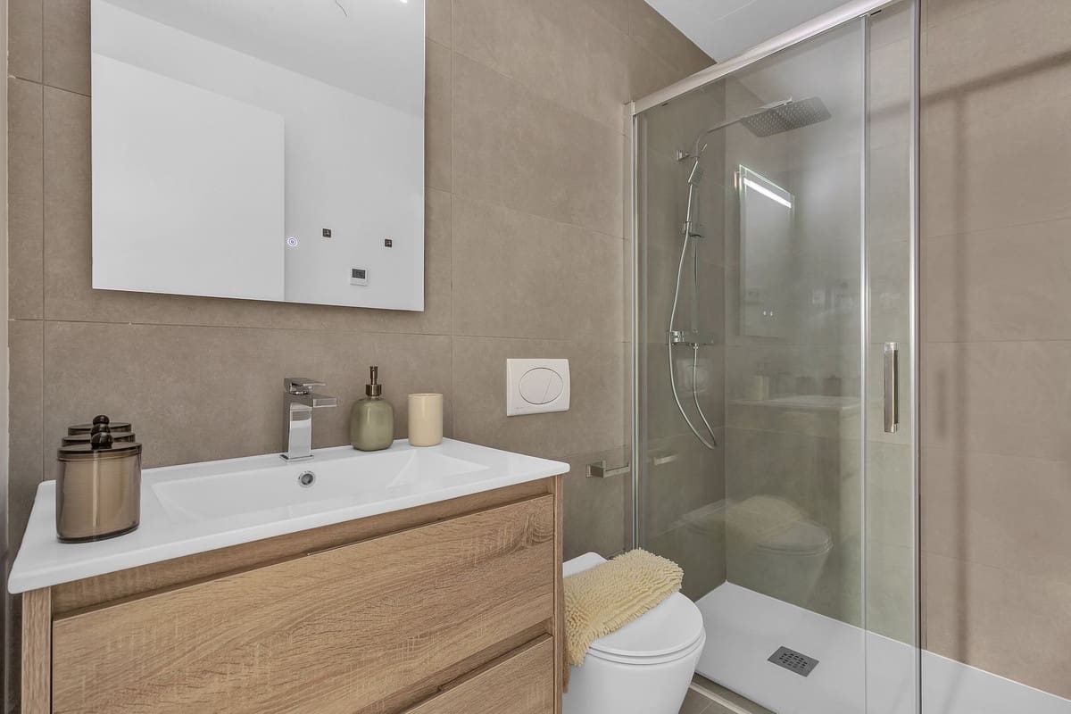 3 soveværelse Lejlighed til salg i Fuengirola med swimmingpool - € 549.000 (Ref: 9022702)