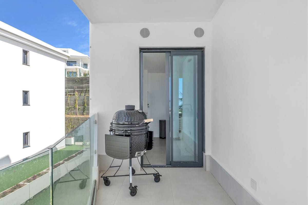 3 soveværelse Lejlighed til salg i Fuengirola med swimmingpool - € 549.000 (Ref: 9022702)