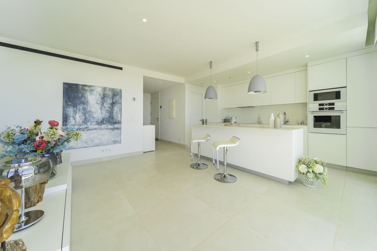 2 soveværelse Lejlighed til salg i Fuengirola med swimmingpool - € 699.000 (Ref: 9022708)