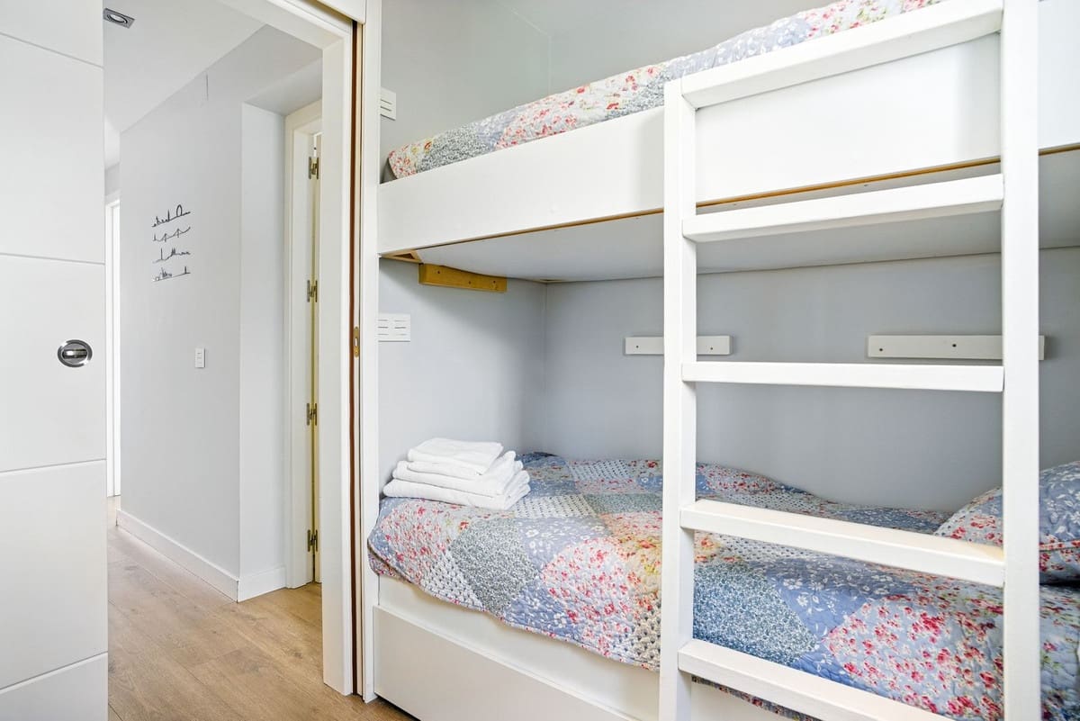 Casa de 3 habitaciones en Nueva Andalucia en venta con piscina - 795.000 € (Ref: 9050567)