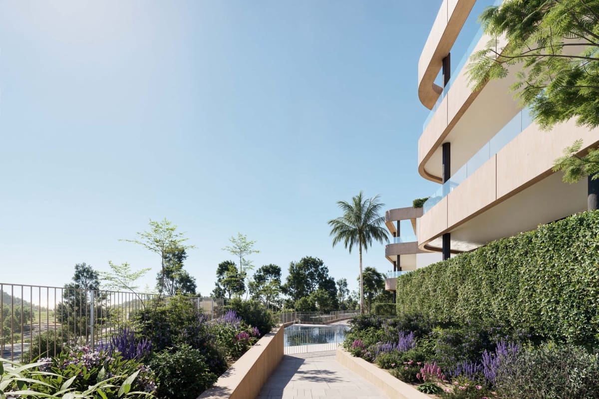 2 bedroom Apartment for sale in Estepona with pool - € 325,000 (Ref: 9061792)
