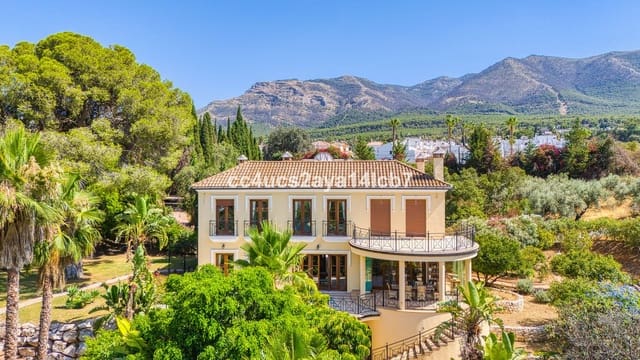 6 sypialnia Willa na sprzedaż w Alhaurín el Grande z basenem - 2 200 000 € (Ref: 9136136)