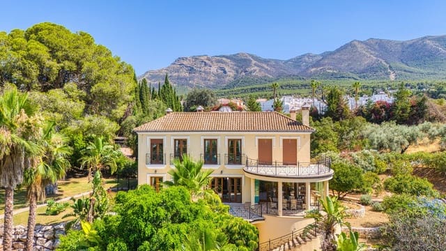6 Zimmer Villa zu verkaufen in Alhaurín el Grande mit Pool - 2.200.000 € (Ref: 9136136)