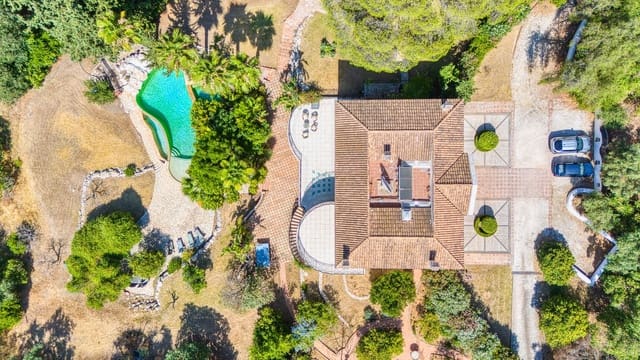 6 Zimmer Villa zu verkaufen in Alhaurín el Grande mit Pool - 2.200.000 € (Ref: 9136136)