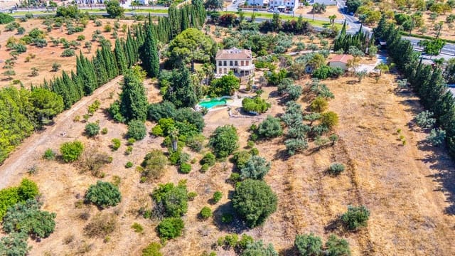 6 Zimmer Villa zu verkaufen in Alhaurín el Grande mit Pool - 2.200.000 € (Ref: 9136136)