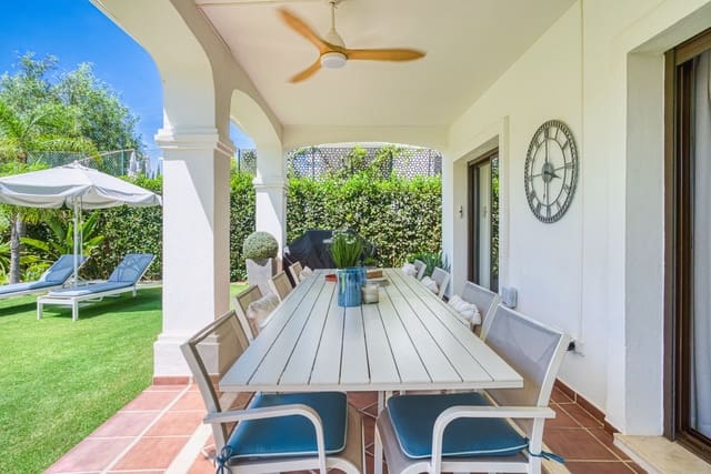 3 slaapkamer Villa te koop in Valle Romano Golf, Estepona met zwembad - € 945.000 (Ref: 9186288)