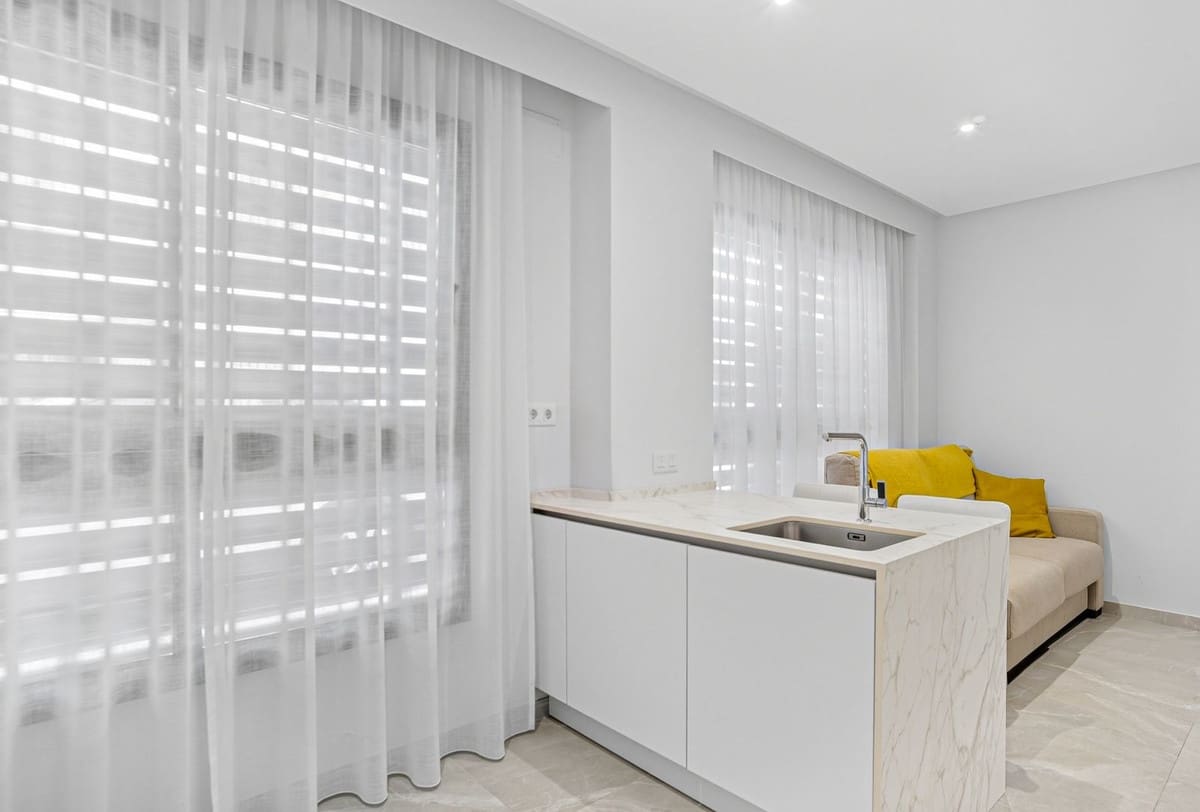 2 chambre Appartement à vendre à La Cala de Mijas - 310 000 € (Ref: 9221458)