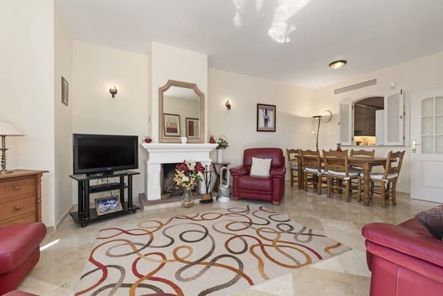 3 soverom Penthouse til salgs i Nueva Andalucia, Marbella med svømmebasseng - € 649 000 (Ref: 9271970)