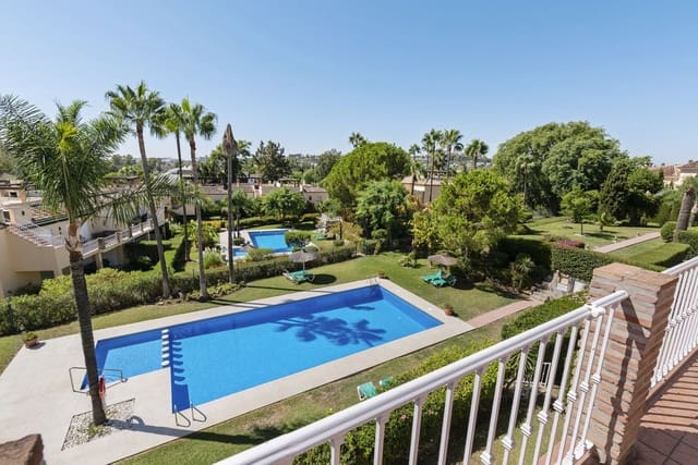 3 soverom Penthouse til salgs i Nueva Andalucia, Marbella med svømmebasseng - € 649 000 (Ref: 9271970)