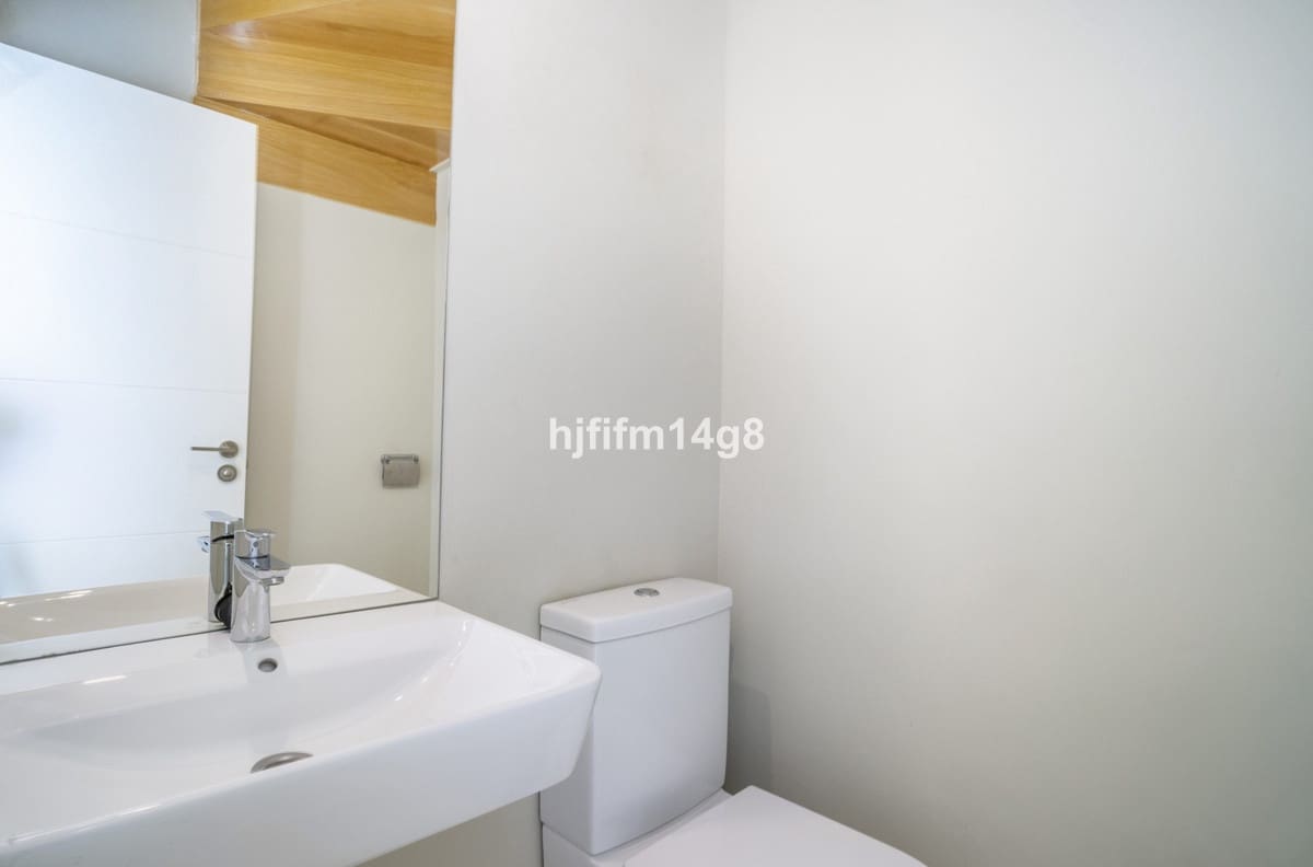 2 soveværelse Lejlighed til salg i Estepona med swimmingpool - € 395.000 (Ref: 9301901)