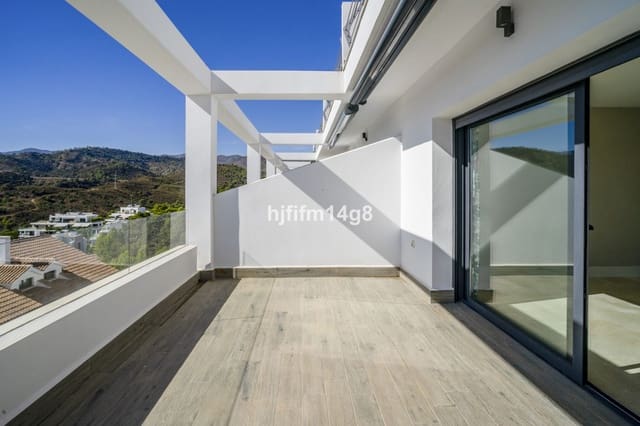 2 makuuhuone Huoneisto myytävänä paikassa Estepona mukana uima-altaan - 395 000 € (Ref: 9301901)