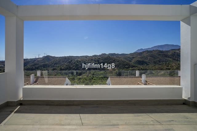2 makuuhuone Huoneisto myytävänä paikassa Estepona mukana uima-altaan - 395 000 € (Ref: 9301901)