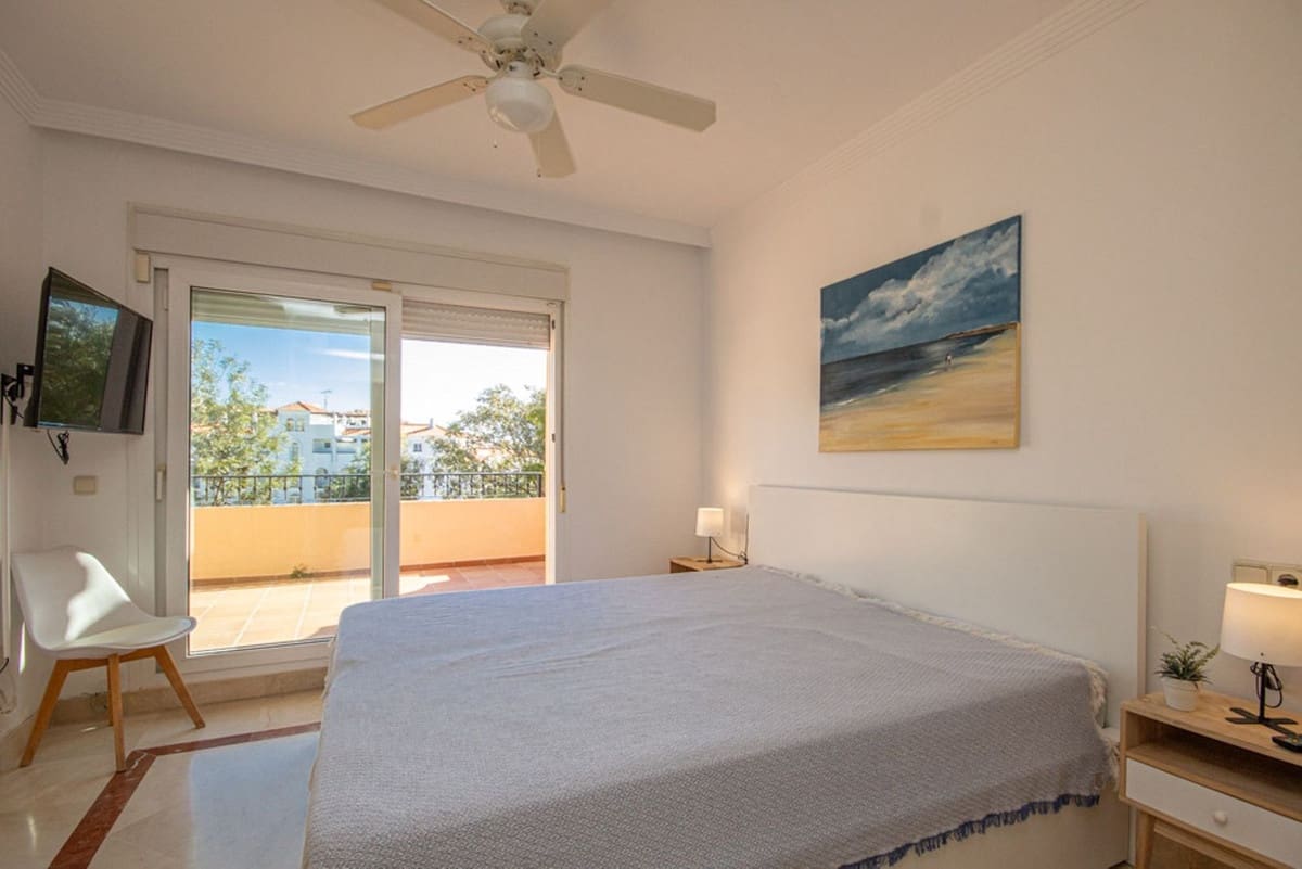 4 Zimmer Haus zu verkaufen in Riviera del Sol mit Pool - 565.000 € (Ref: 9301903)